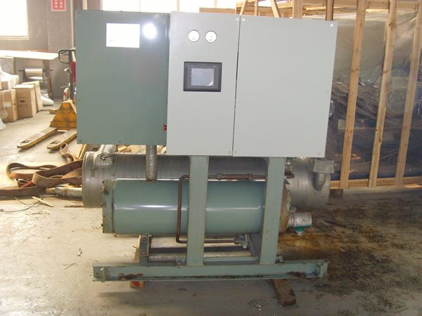 武宣酒店中央空调不停机清洗方法介绍